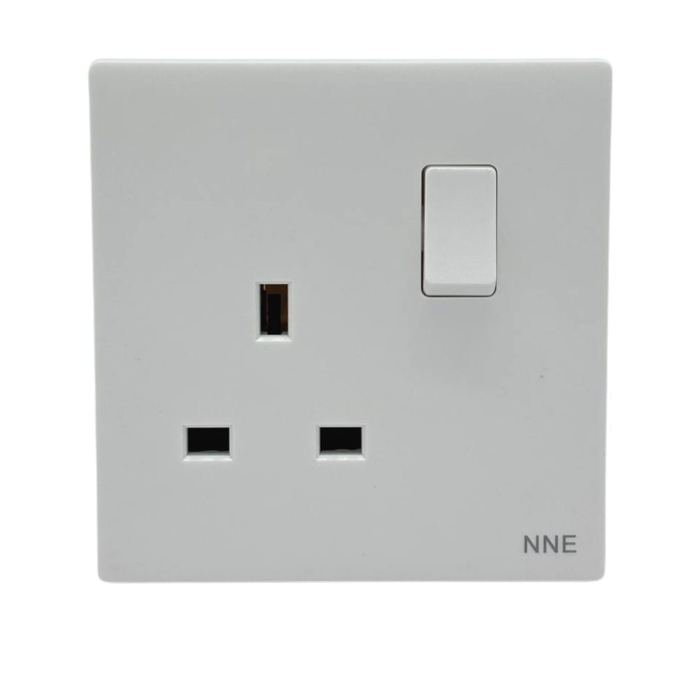 13A 250V 1 GANG SWITCH SOCKET 3113 WHITE NNE